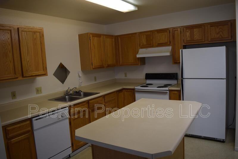 315 Barrow St - Photo 3 of 11