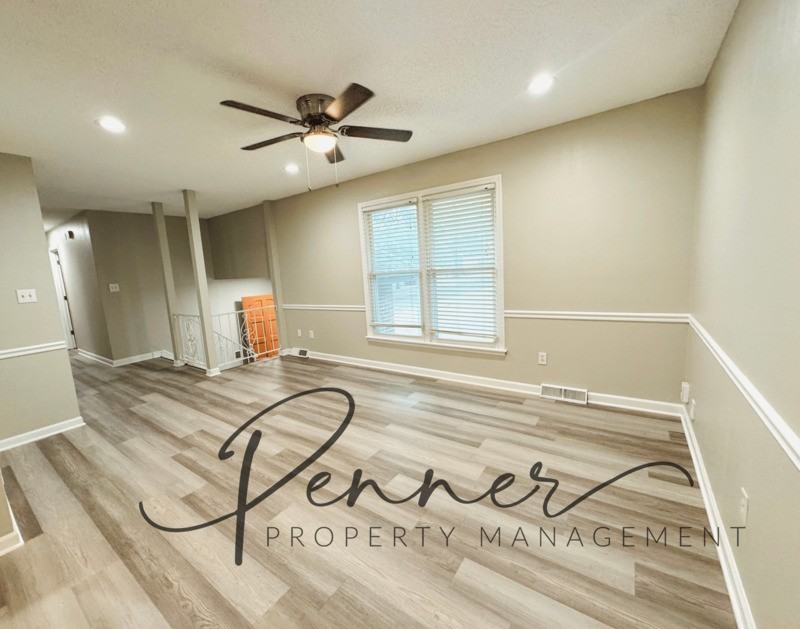 1108 Ne 9th St - Photo 2 of 15