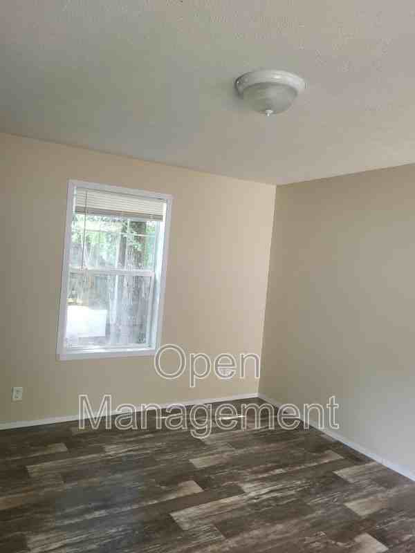 3416 Kramers Ln - Photo 6 of 15
