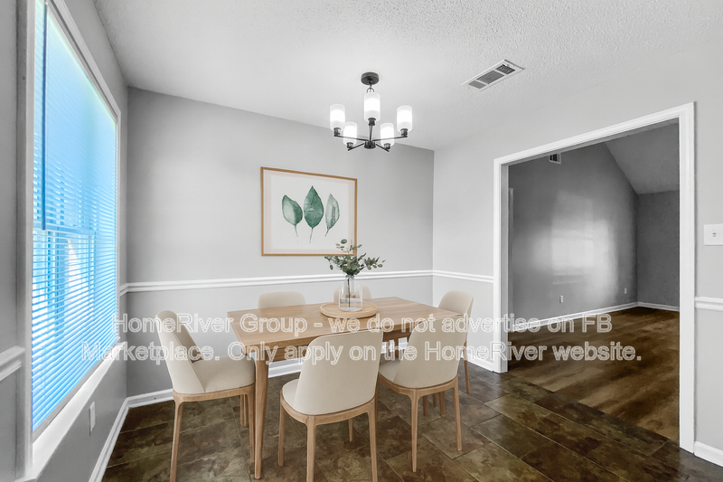 9695 Kingsridge Dr - Photo 3 of 23