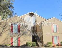 featured image of 2529 Greenwood Ln #11