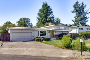 3333 Se 167th Ave - Photo 1 of 1