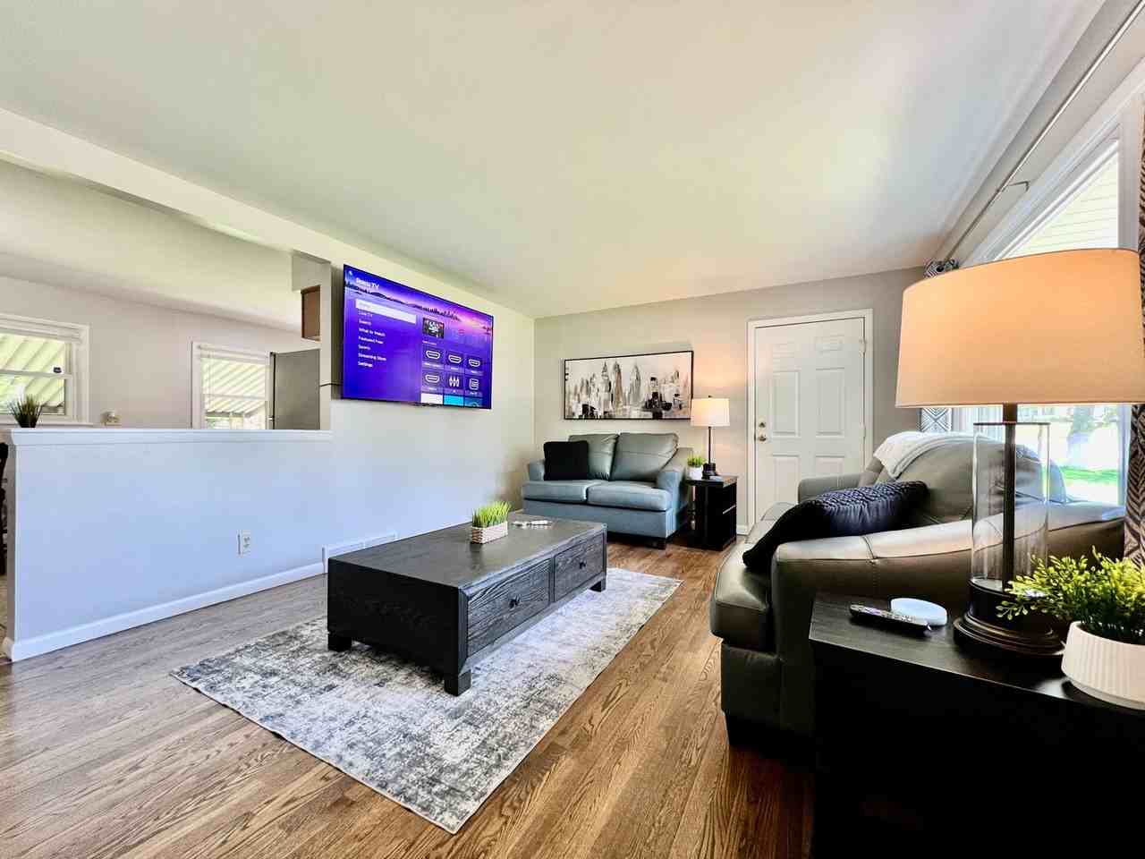 2501 Elmo Pl - Photo 3 of 26