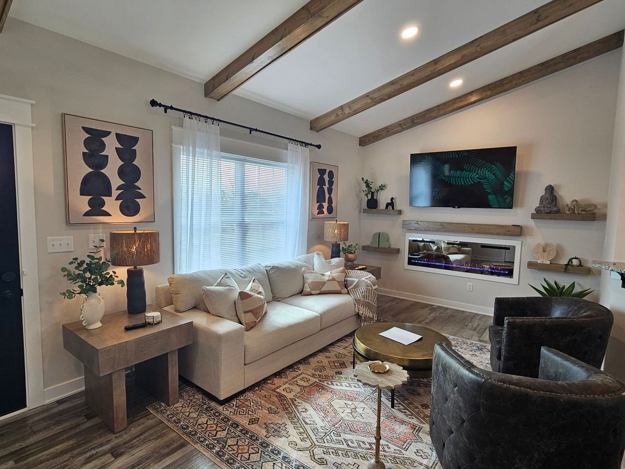 710 Orchard St - Photo 6 of 50