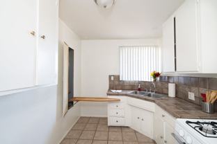 1120Vill - Photo 1 of 1