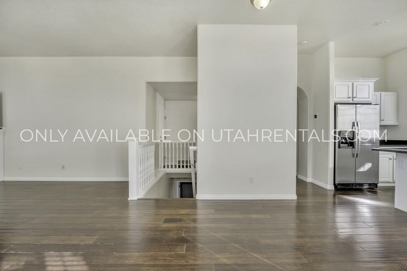 4306 N Chestnut Oak Dr - Photo 5 of 25