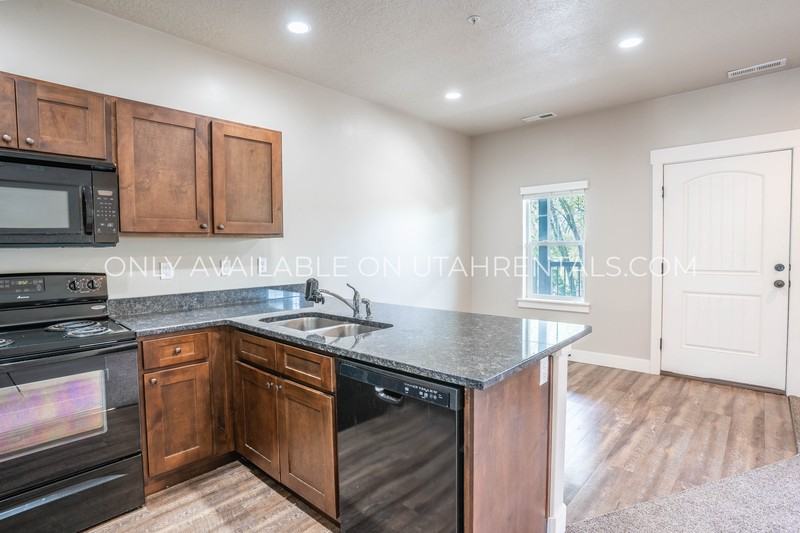 1955 Nw #300 - Photo 2 of 14