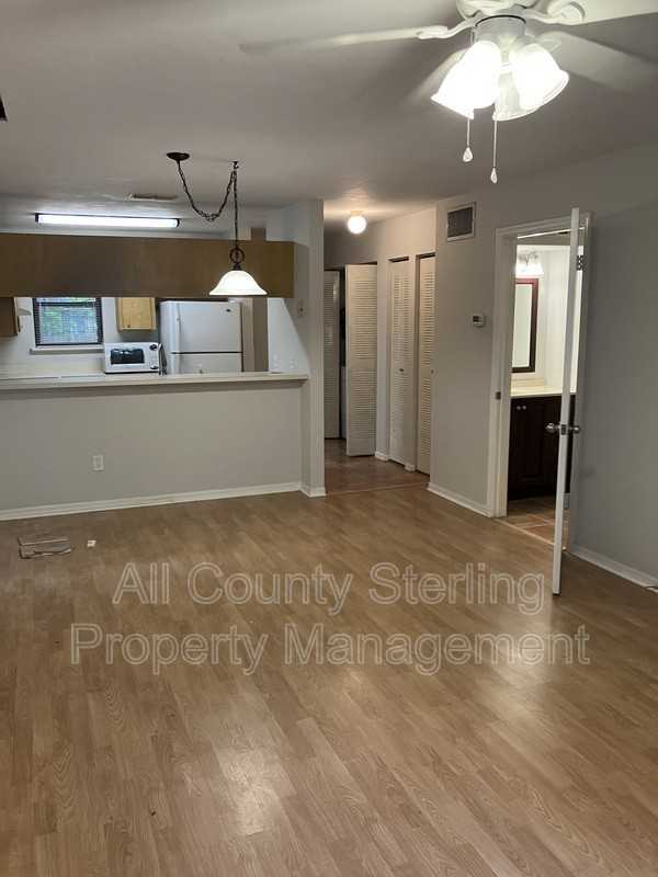 6901 Southwest 44th Avenue - Photo 2 of 28