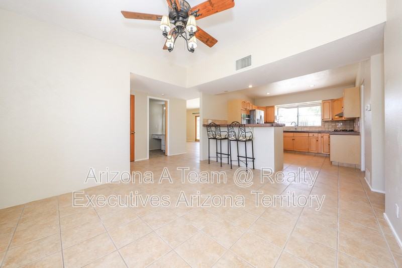 7022 E 3rd St - Photo 3 of 26