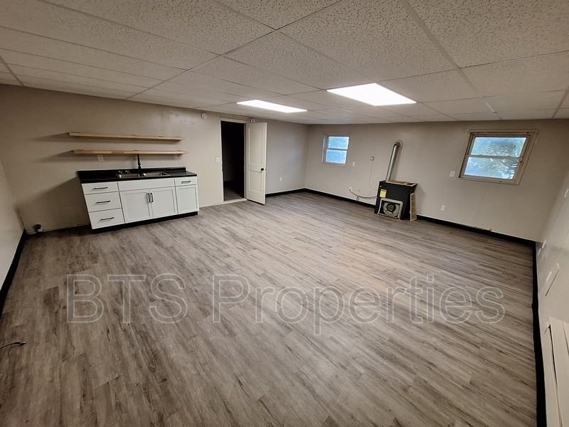 1221 E Moneta Ave - Photo 2 of 7