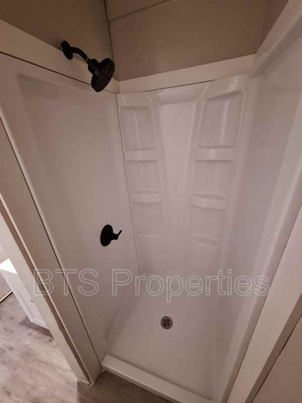 1221 E Moneta Ave - Photo 6 of 7