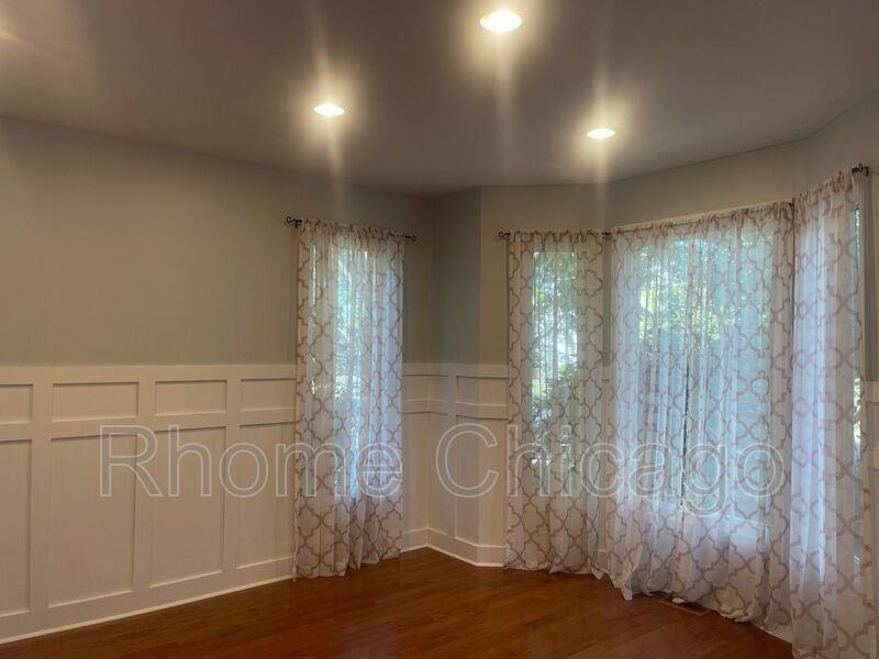 1034 Idaho St - Photo 5 of 50