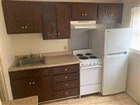 414 1/2 E Lawrence St - Photo 2 of 7