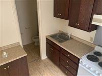 414 1/2 E Lawrence St - Photo 6 of 7