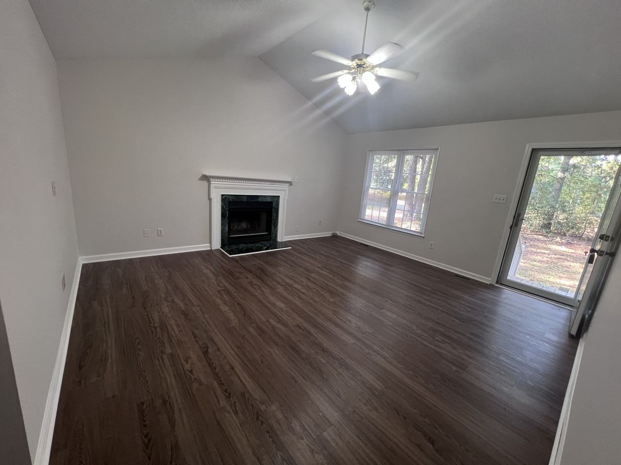 101 Leah Drive - Photo 3 of 19