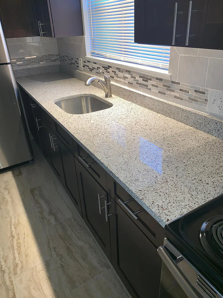 30 Lawton St - Photo 2 of 8