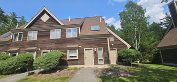 featured image of 9 Hubbard Farms Rd