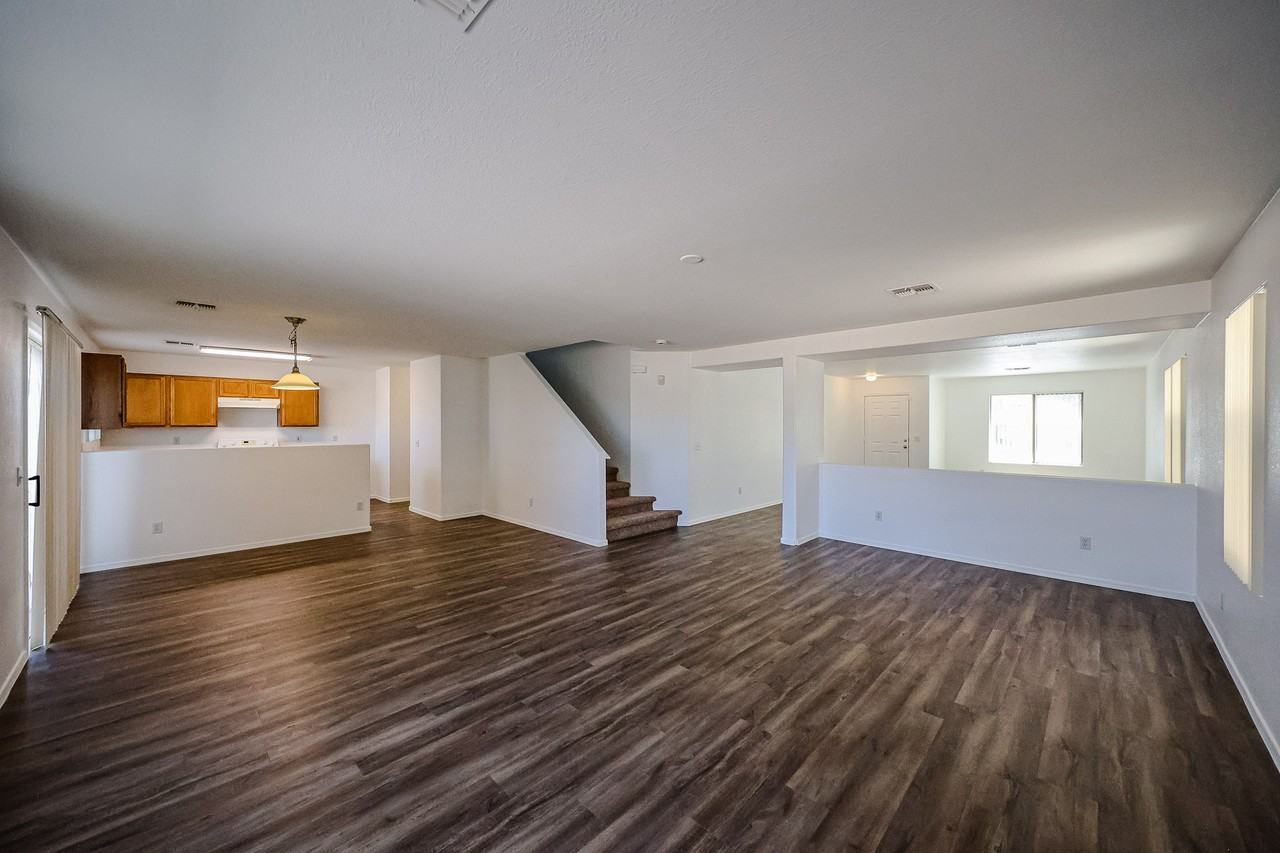 9410 W Virginia Ave - Photo 7 of 31