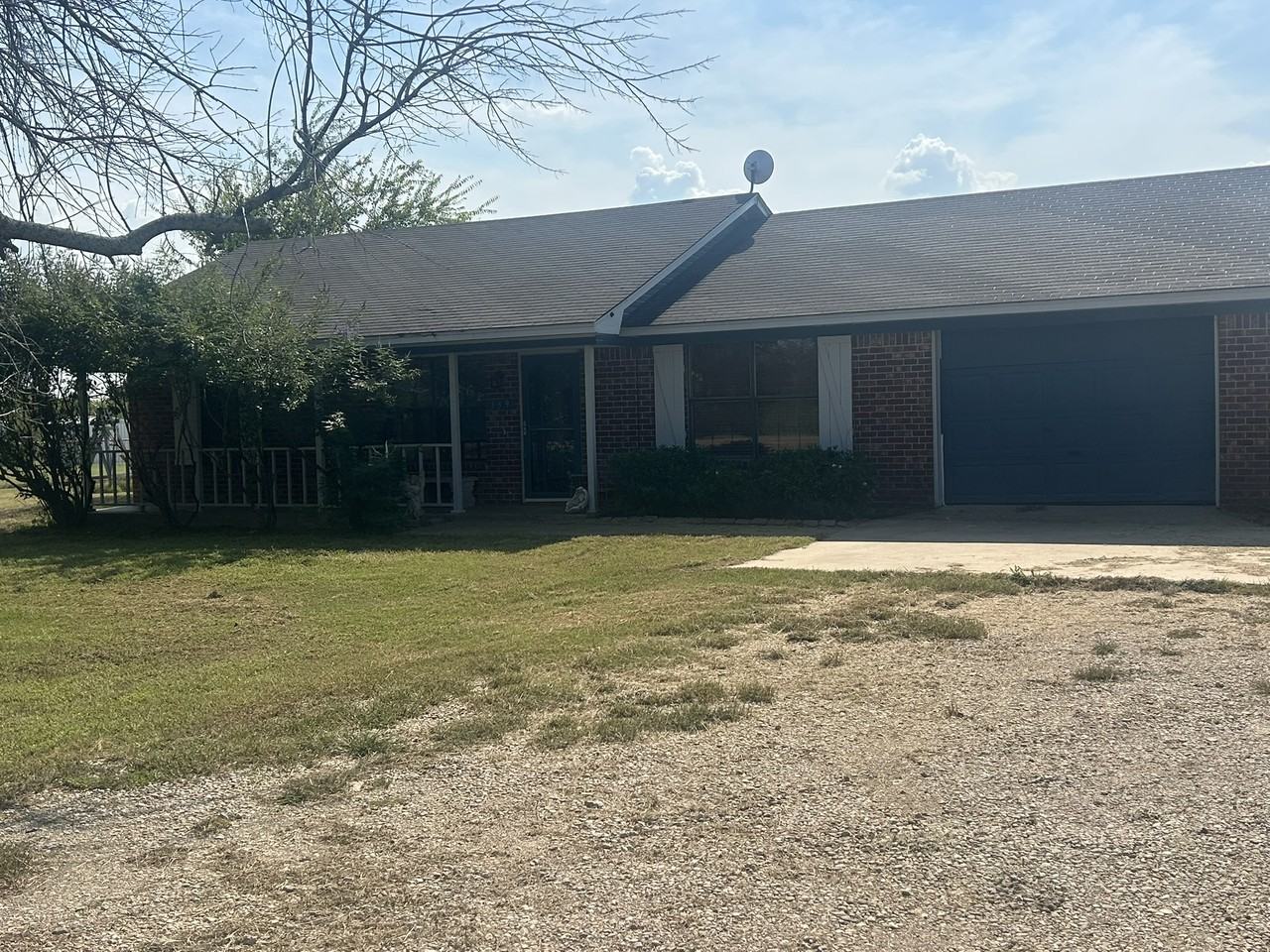 339 S Pleasant Hill Rd - Photo 3 of 30