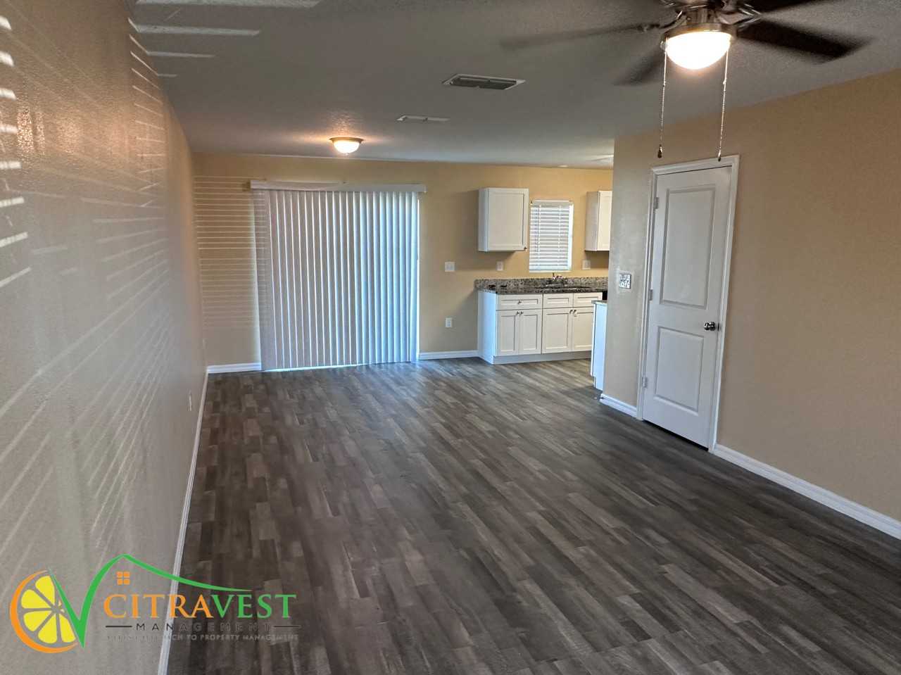 26493 Wakefield Dr - Photo 3 of 15