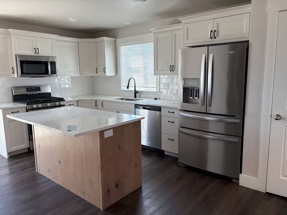 726 Wn - Photo 2 of 20