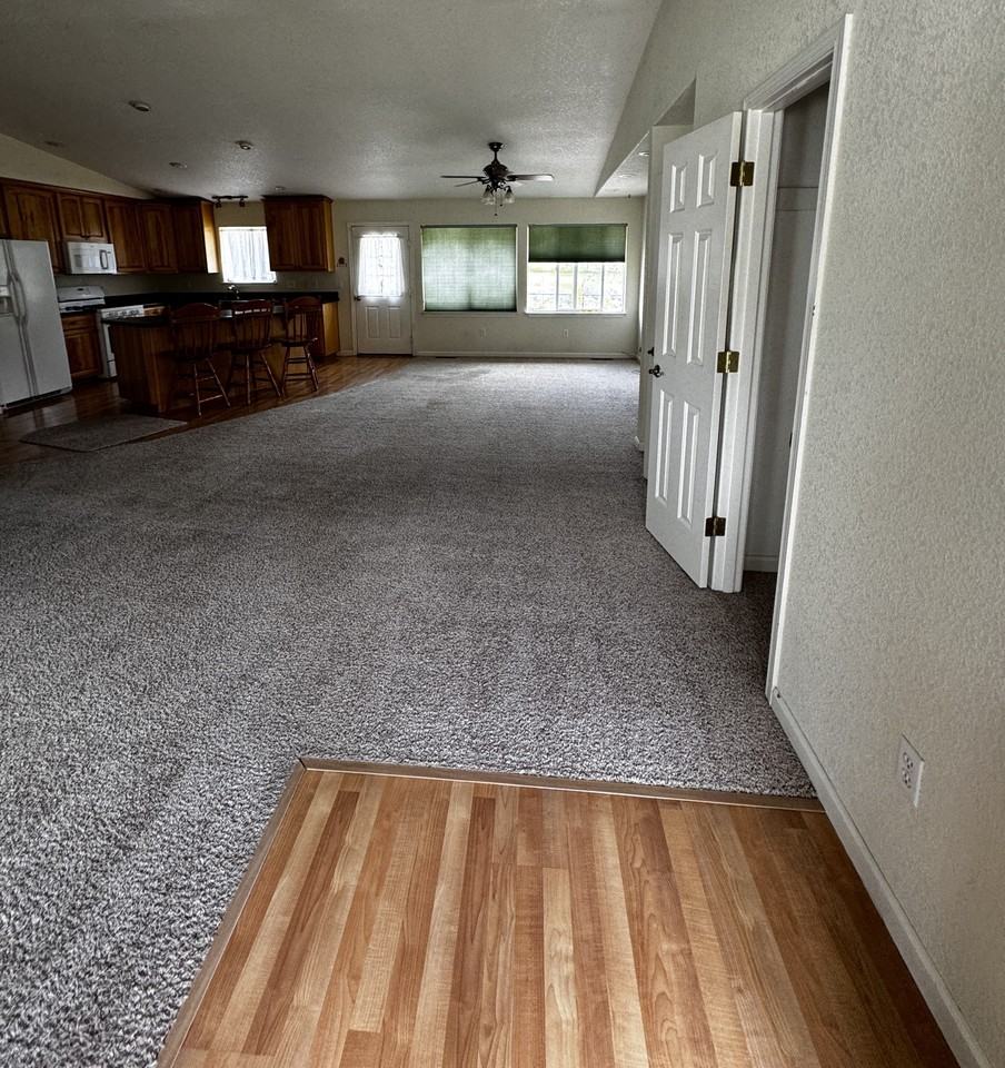 4114 Rainbow Dr - Photo 2 of 14