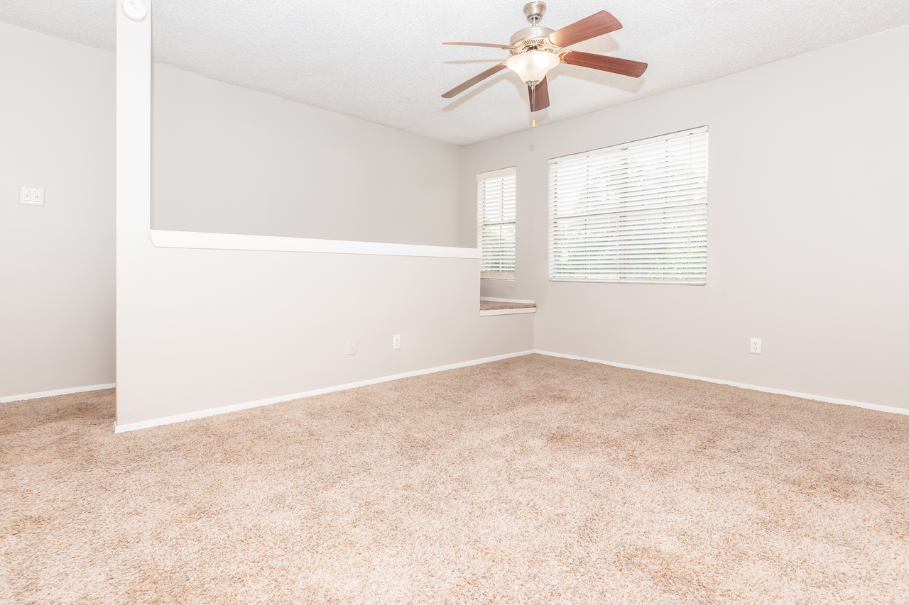 Dover Pointe - Photo 7 of 24