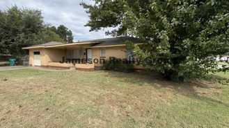 5520 S Blackwelder Ave - Photo 1 of 1