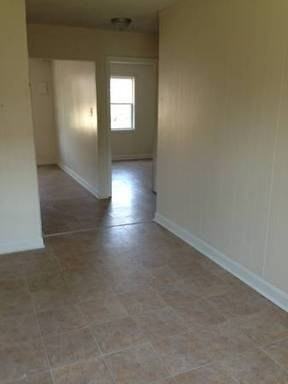 2908 Ivy Avenue #C - Photo 3 of 9