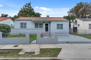 2246 Sw 3rd St - Photo 1 of 1