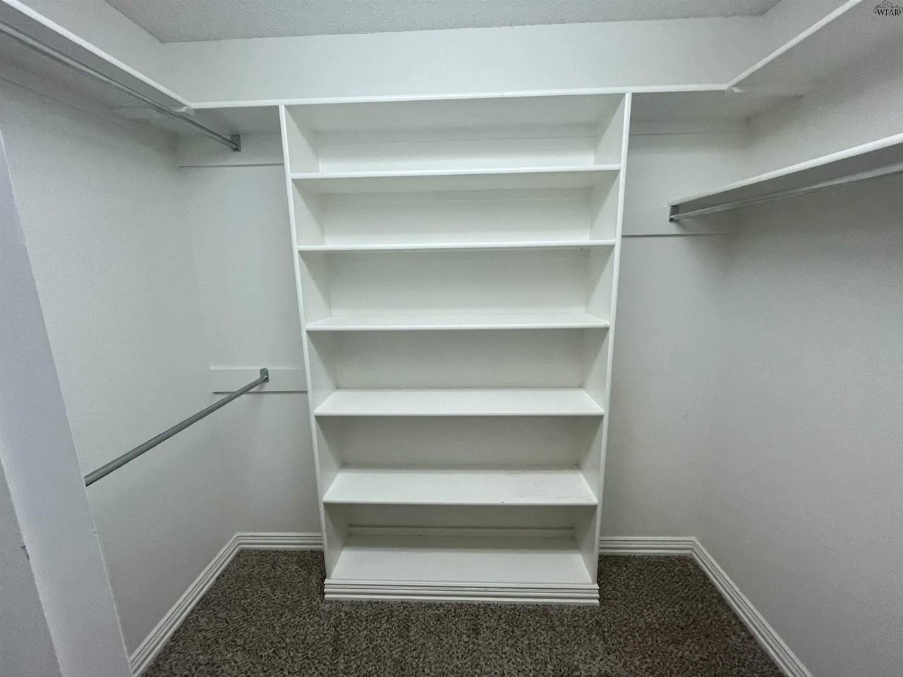 4927 Legacy Dr - Photo 4 of 11