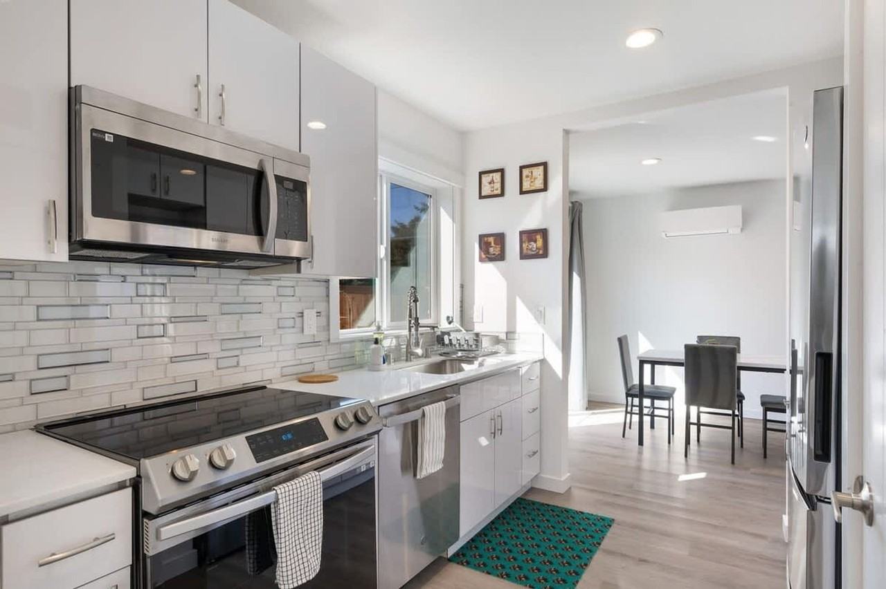 703 N 104th St #1299298P - Photo 7 of 26