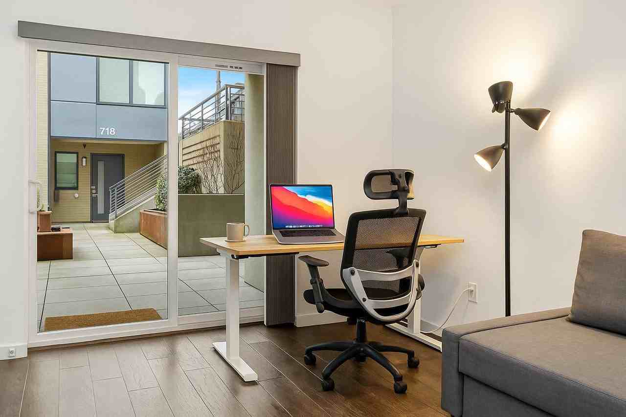 301 Valley St #1299299P - Photo 5 of 22