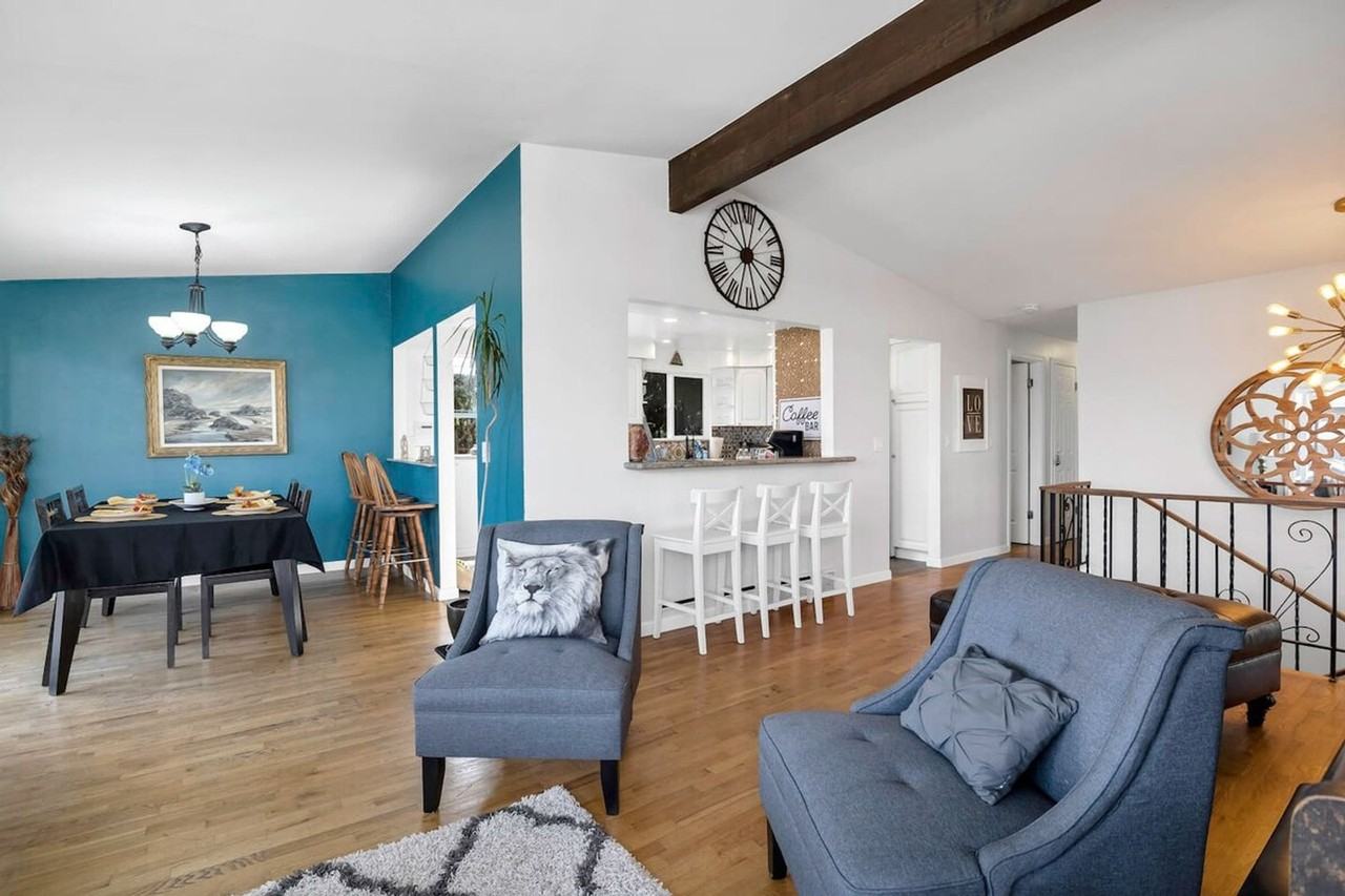 9813 62nd Ave S #1310552P - Photo 5 of 50