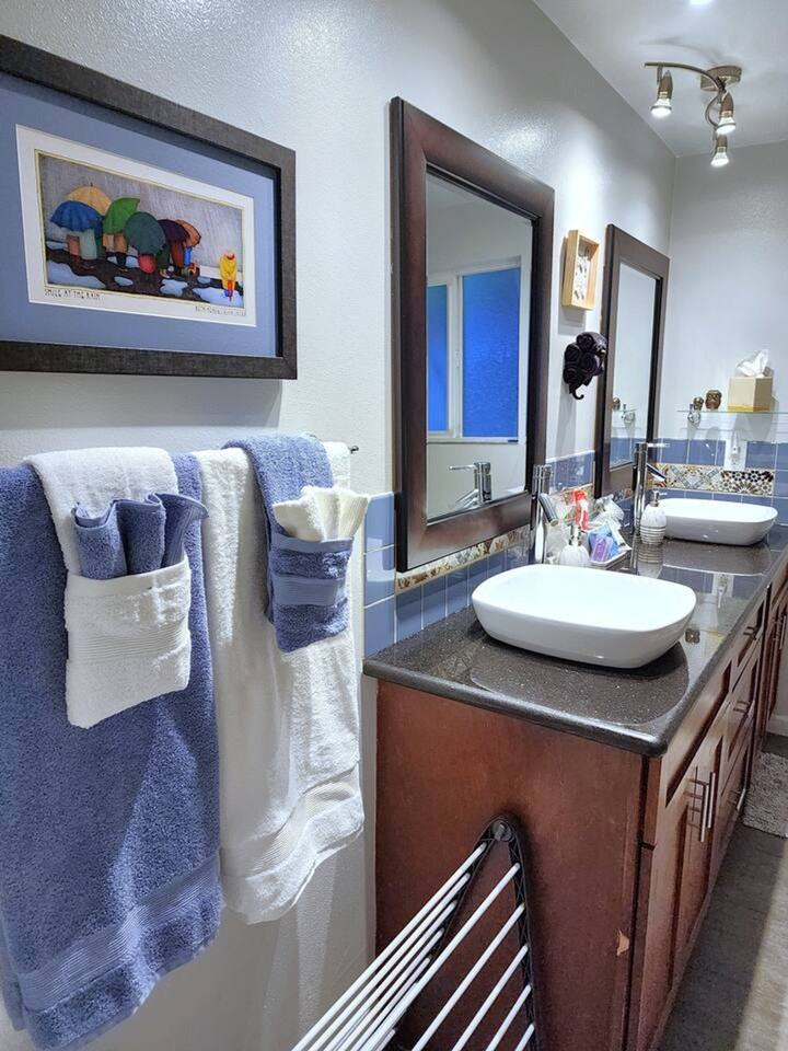 9813 62nd Ave S #1310552P - Photo 7 of 46