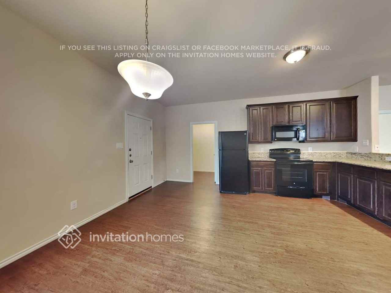 1832 Village Park Trl - Photo 5 of 18