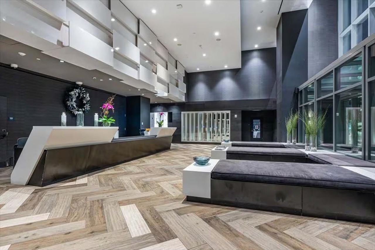 57 Bank St #1040042P - Photo 7 of 21