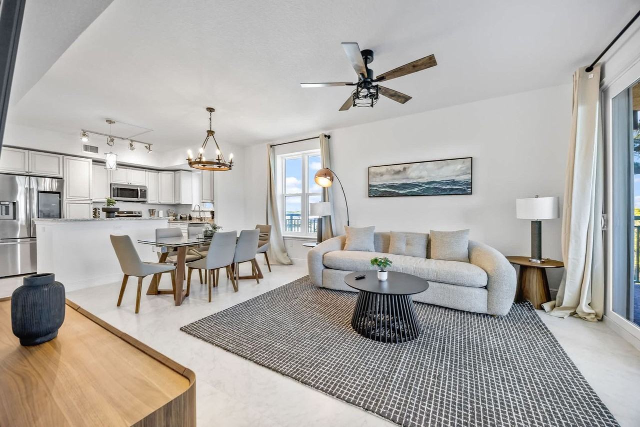 605 Kemp St #1327998P - Photo 4 of 40