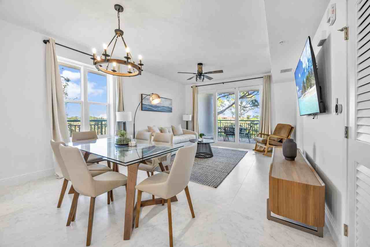 605 Kemp St #1327998P - Photo 5 of 40