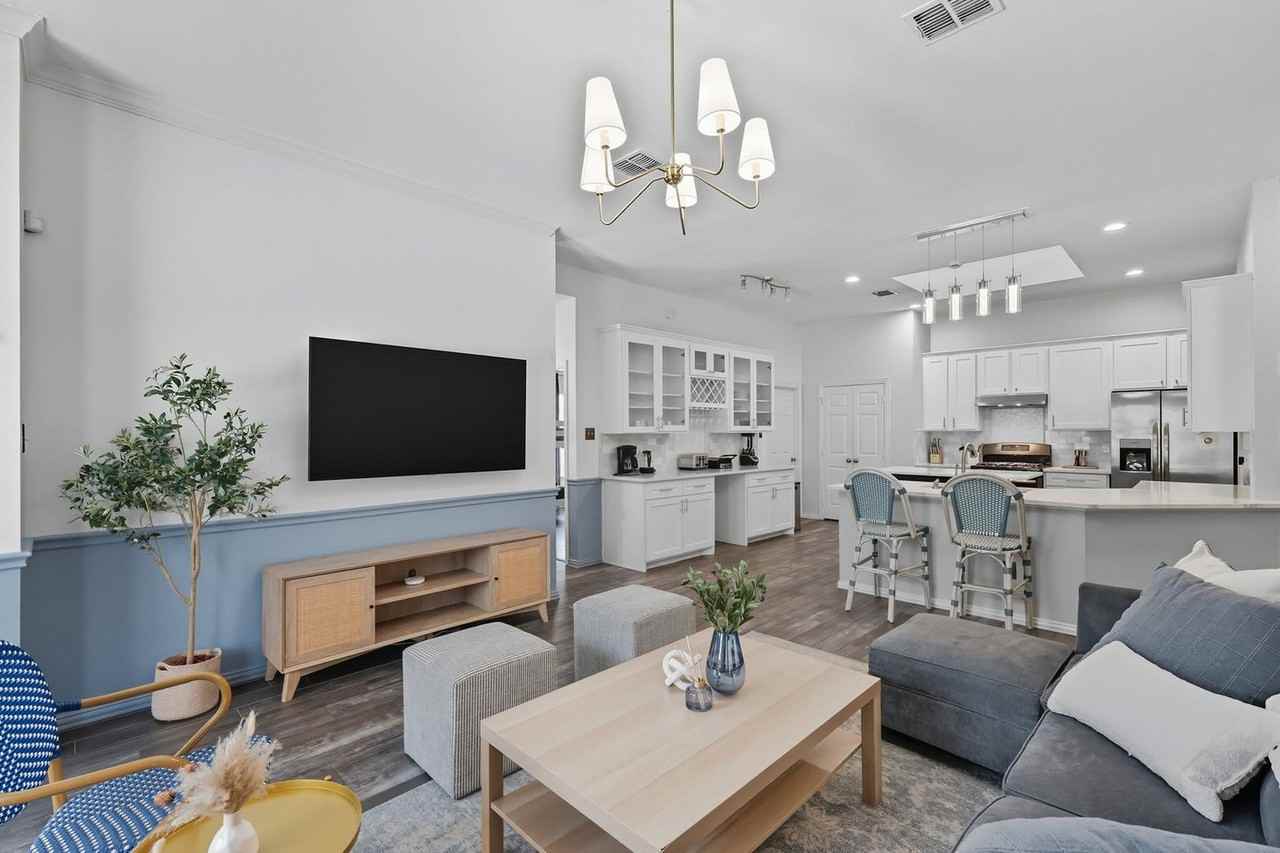 2402 Blue Holly Dr #1019580P - Photo 2 of 35