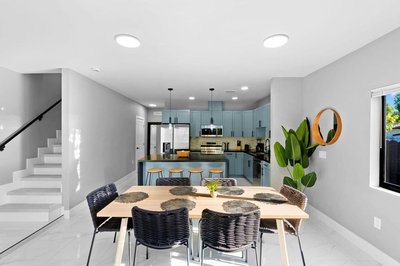 1540 Northwest 46th Street - Photo 6 of 19