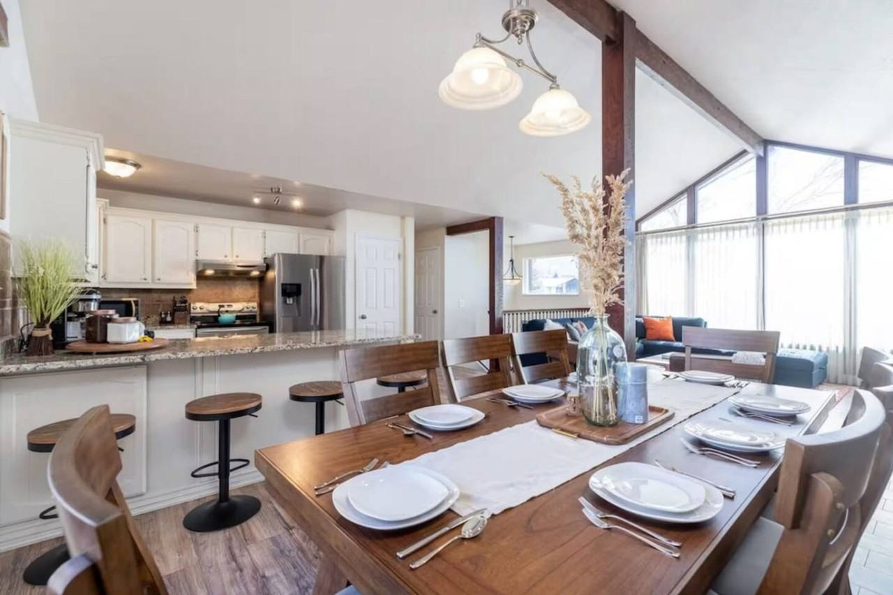 1655 E 9800 S #1295138P - Photo 2 of 31