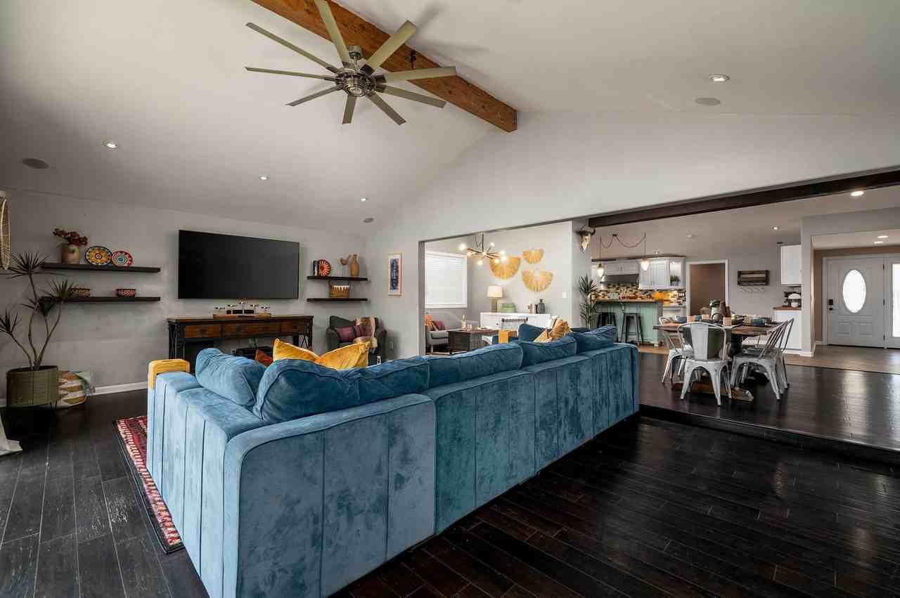 6922 Jackson Dr #1296611P - Photo 6 of 45