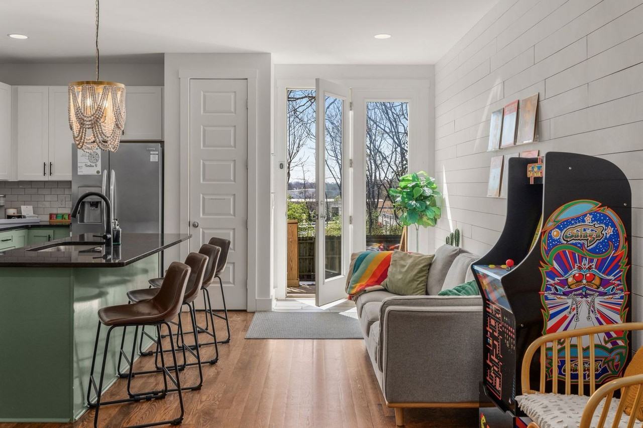 559 Veritas St #1302209P - Photo 5 of 34