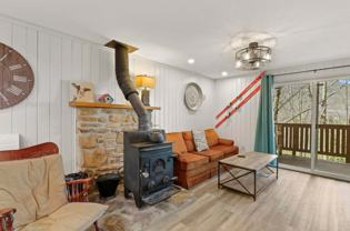 102 Skiview Ln - Photo 1 of 1