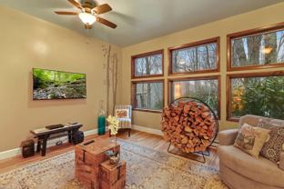364 Locust Ridge Rd - Photo 1 of 1