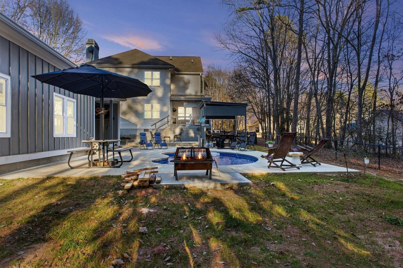 66 Woodmont Ln #1302817P - Photo 5 of 29