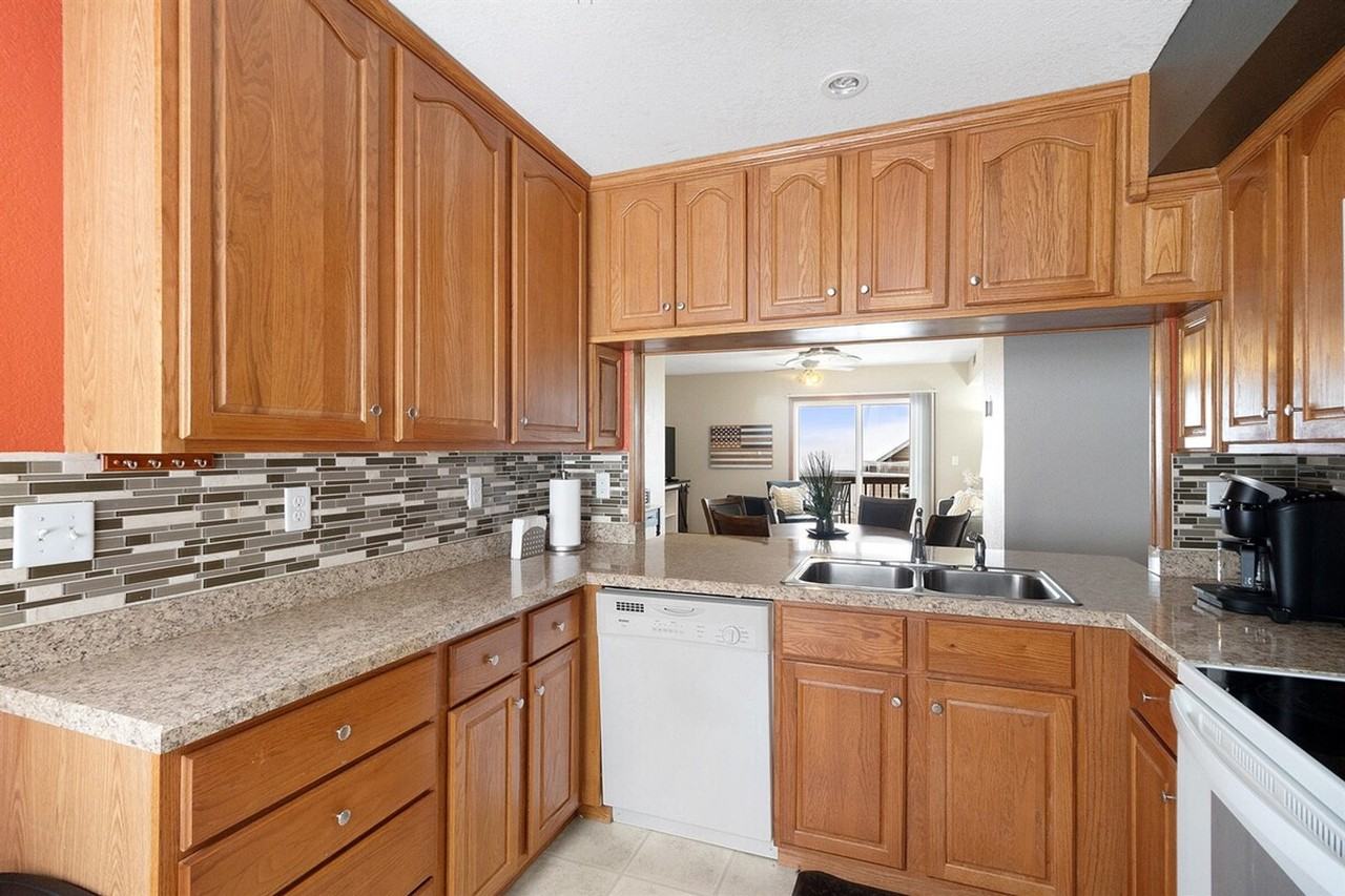 12 Hanna Ln #1308978P - Photo 6 of 18