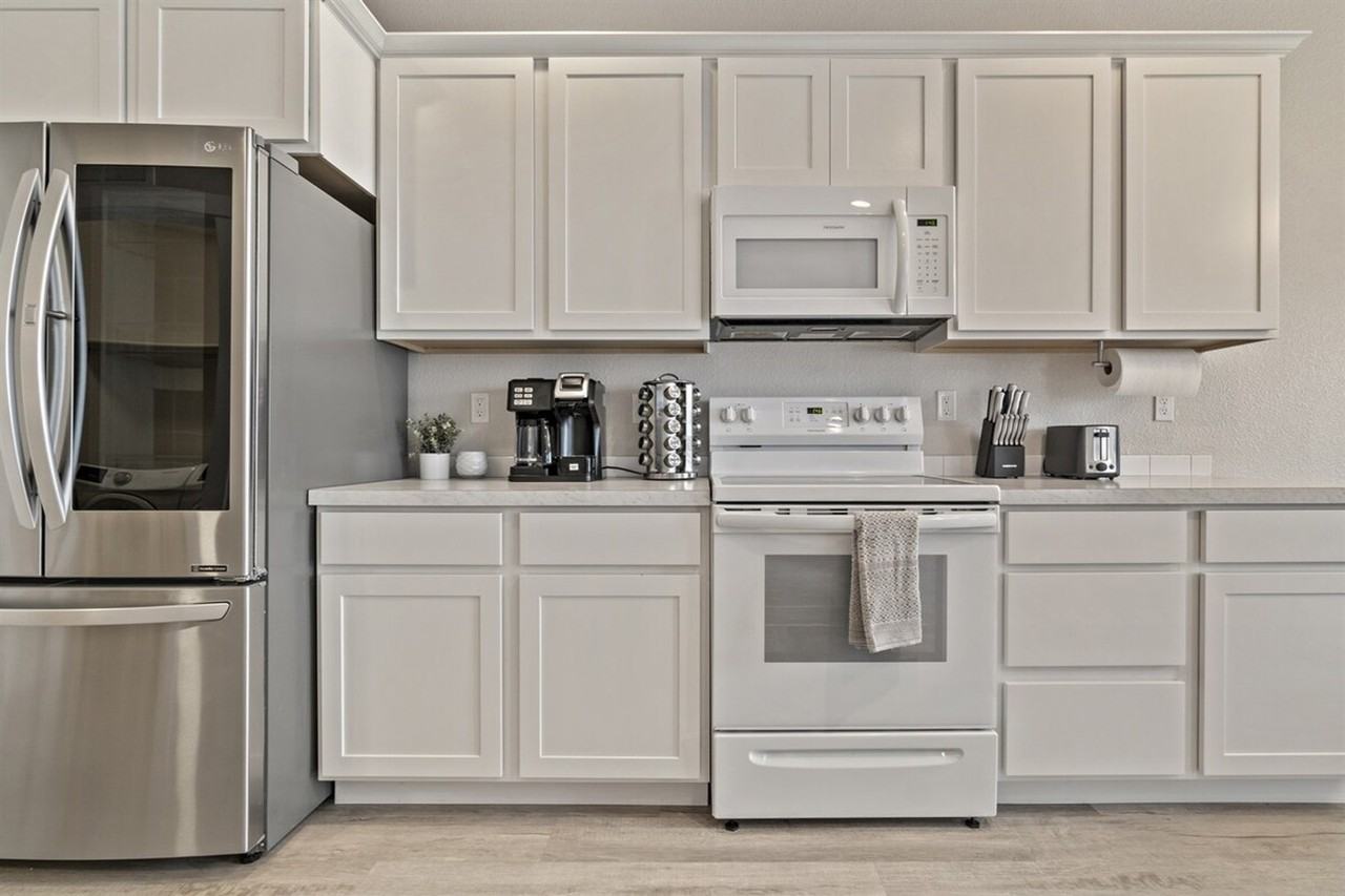 2646 W Snyder St #1308956P - Photo 7 of 37