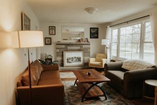 909 S Mitchell St - Photo 1 of 1